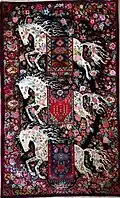 Tapis de couleur rouge avec des motifs de chevaux blancs