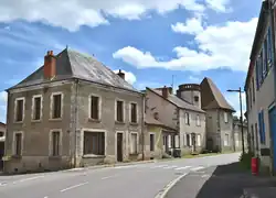 La rue Louis-Mandrin.