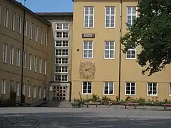 Ålstensskolan, Nyängsvägen 72-80.