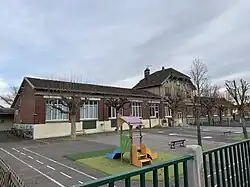 École Jean-Jaurès.