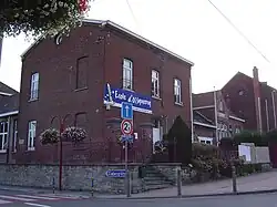 École communale d'Oisquercq.