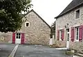École du Quart-Gouin, à côté de la mairie.