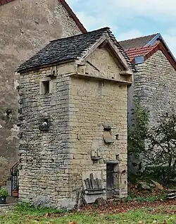 Soue-pigeonnier à Écuelle.