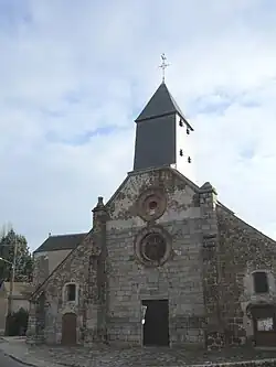 Église Saint-Jean-Baptiste.