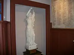 Statue de sainte Jeanne d'Arc.