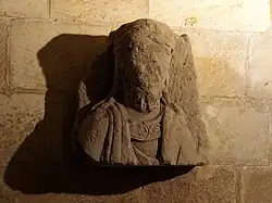 Chef de chevalier du XIIe&nbsp;siècle ou XIIIe&nbsp;siècle.