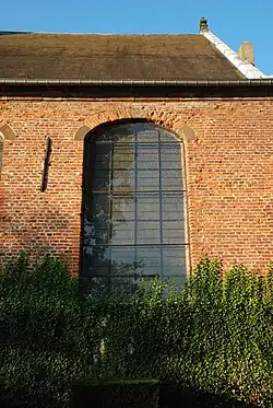 Fenêtre de la façade méridionale.