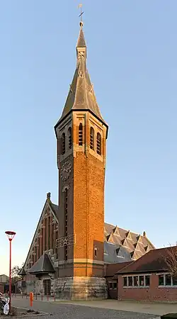L'église Saint-Aybert (1924-1926).