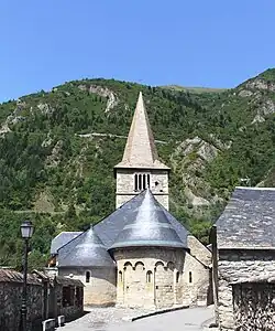 Le chevet.