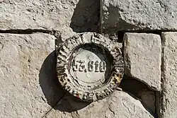 Repère de nivellement.