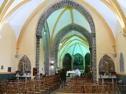 L'intérieur de l'église Saint-Jean-Baptiste.