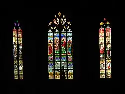 Vitraux du chœur.