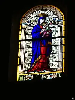 Vitrail de la Vierge.