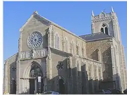 Photo représentant l'église de Saint-Martin-la-Plaine