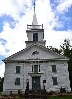 Église congrégationaliste construite en 1840 et 1841 à Eaton Corner.