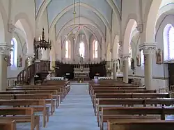 Vue intérieure de la nef.