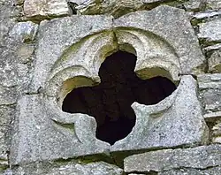 La fenêtre quadrilobée.