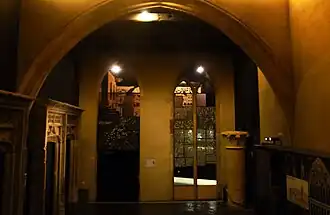 Salle du gothique religieux, avec le jubé des Grands-Carmes.