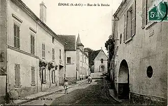 La rue de la Brèche.