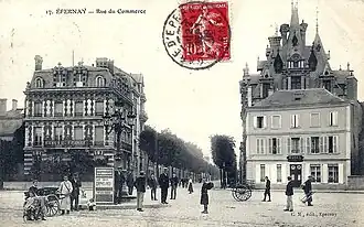 Le Château Gérard, à droite sur cette carte postale.