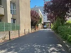 La rue Jules-Vallès.