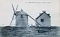 Île d'Houat : l'hôtel et le moulin à vent au début du XXe&nbsp;siècle (carte postale).
