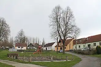 Ústup
