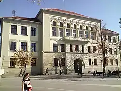 Description de cette image, également commentée ci-après