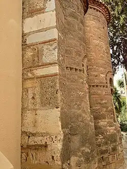 Différences de maçonnerie entre la partie moderne et byzantine.