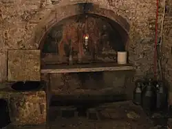 Sépulture au sud-ouest du naos.