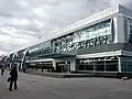 Vue extérieure du terminal pour vols intérieurs.