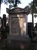 Tombe néoclassique
