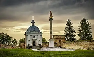 chapelle et colonne classée,
