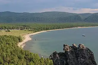 Village de Davcha dans la réserve naturelle de la Bargouzine, plus ancienne réserve de Russie.