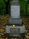 Stèle funéraire du contre-amiral Theodor von Schultz