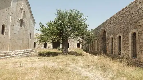 Cours intérieure, 2015.