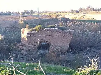 أطلال جسر روماني .....بالمدخل الغربي لمدينة غليزان
