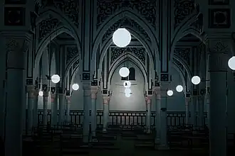 Intérieur de la mosquée saoudienne.