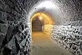 Voûte et tunnel sous la mosquée.