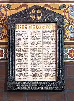 Monument aux morts de la paroisse.