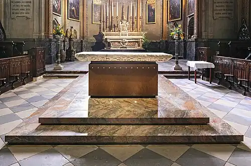 L'autel au milieu du cœur