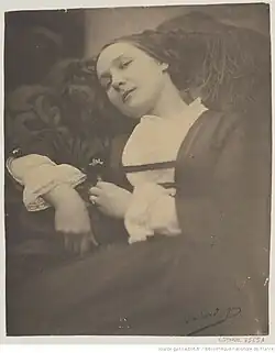 Intitulé Musette, c'est un portrait probable de Christine Roux par Nadar