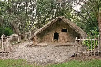 L'ancien Rewa's Village (Te Ahurea).