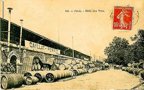 Celliers et magasins d'un négociant en vin.