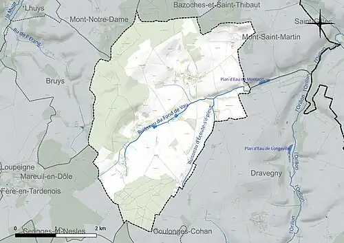 Carte en couleur présentant le réseau hydrographique de la commune