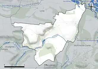 Carte en couleur présentant le réseau hydrographique de la commune