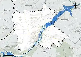 Carte en couleur présentant le réseau hydrographique de la commune