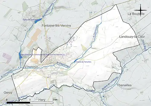 Carte en couleur présentant le réseau hydrographique de la commune