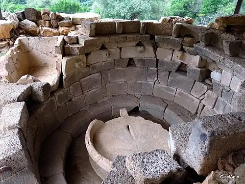 La rotonde avec bassin central