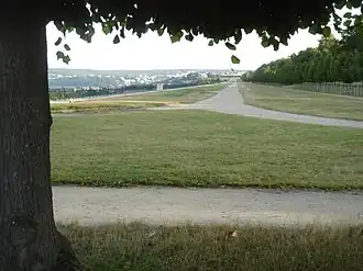 La Terrasse, vue depuis le bout (Rond-Royal).